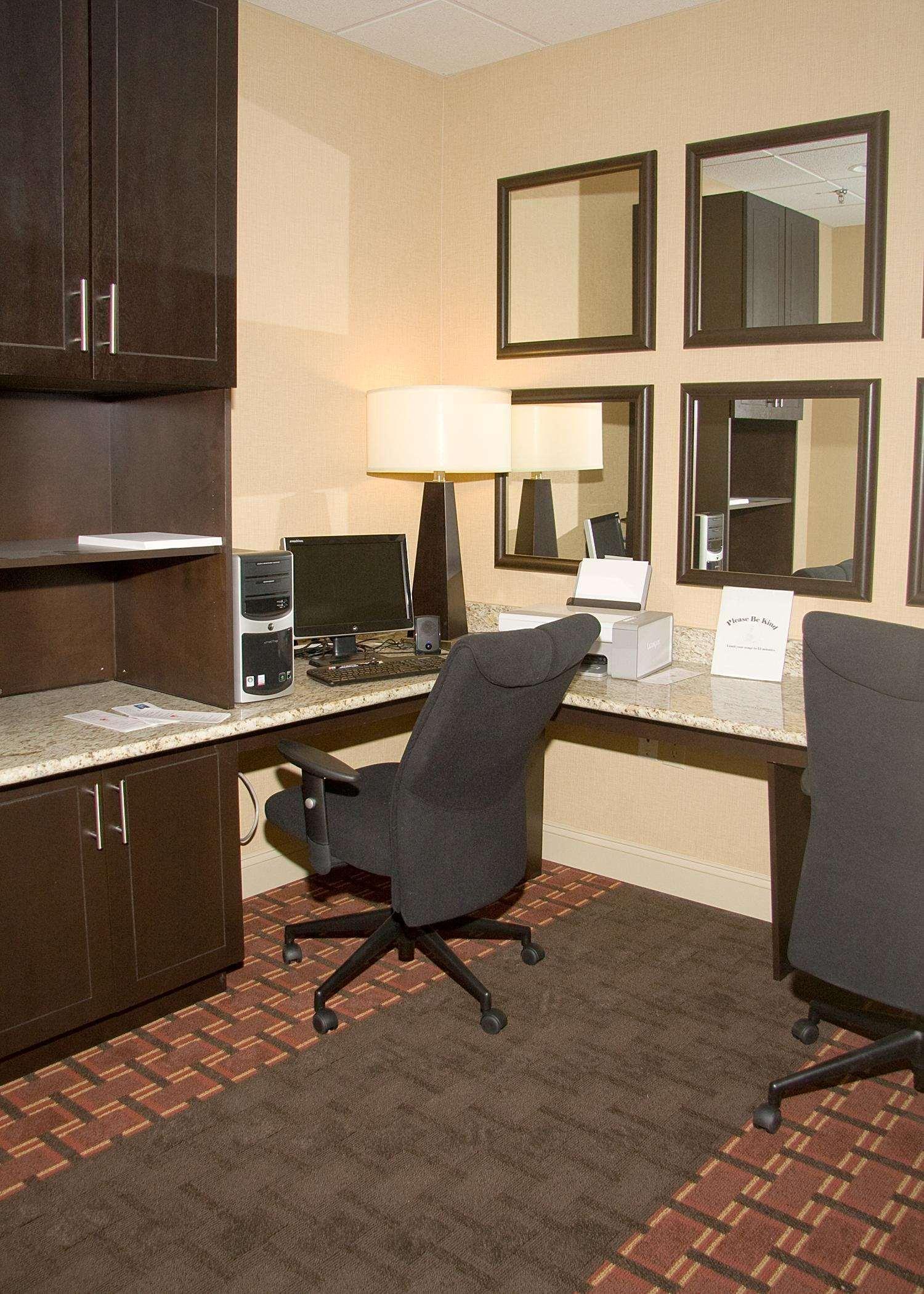 Hampton Inn Corydon Perniagaan gambar